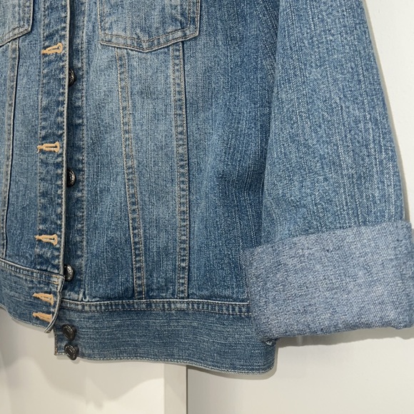 Old Navy Jean Jacket - Picture 3 of 4